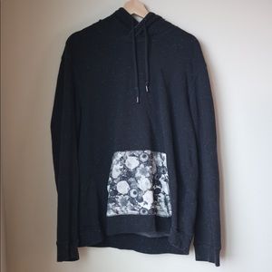 ON THE BYAS BLACK HOODIE XL